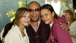 Rashida Jones Pays Tribute to Quincy Jones