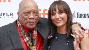 Rashida Jones Pays Tribute to Quincy Jones